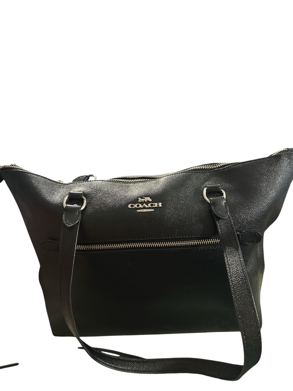 Coach Black Leather tote silver accents zipper pocket great condition see pic